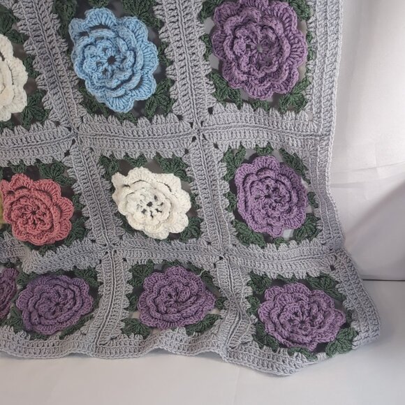 Vintage Crochet 3D Floral Blanket Grey Multi Flower Handmade Granny Square 54" - Picture 8 of 12